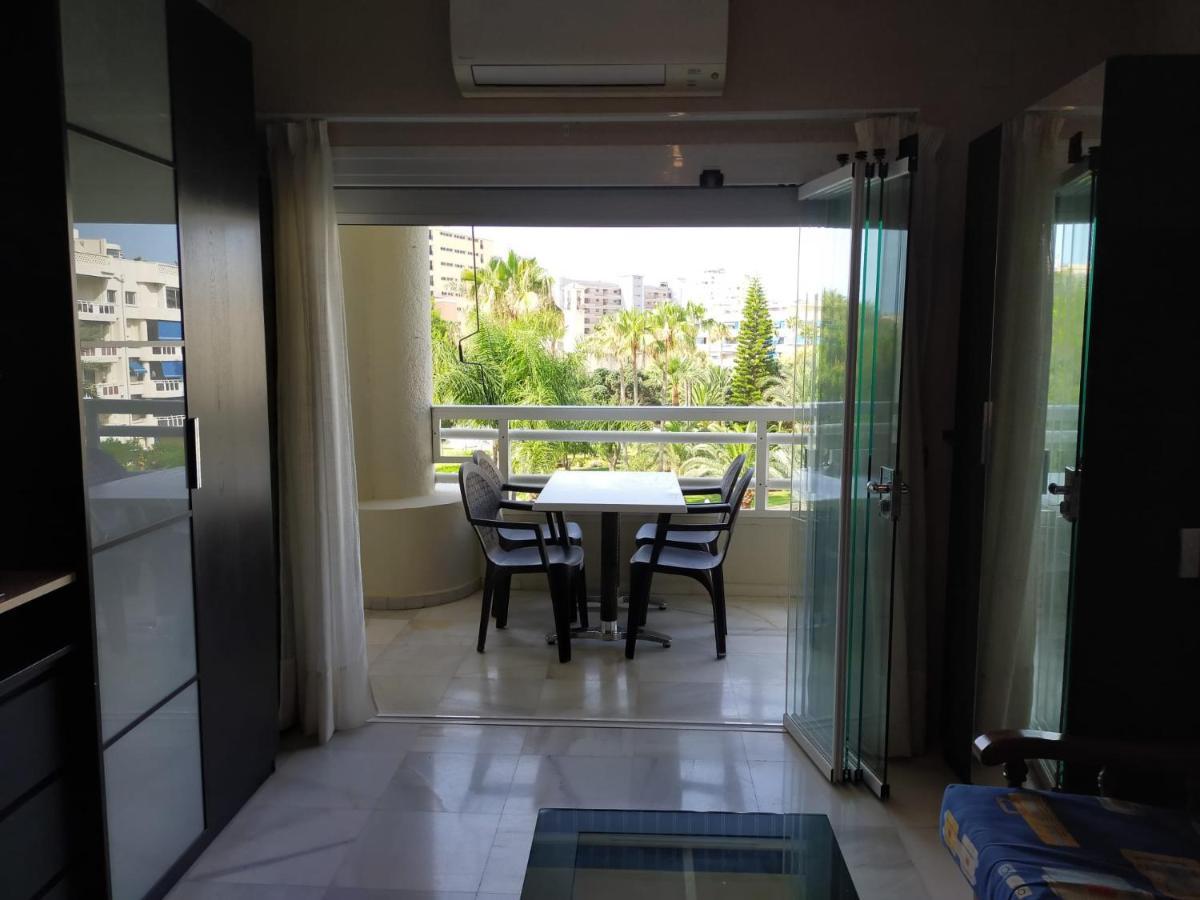 Costalago Beach Torremolinos Eksteriør billede