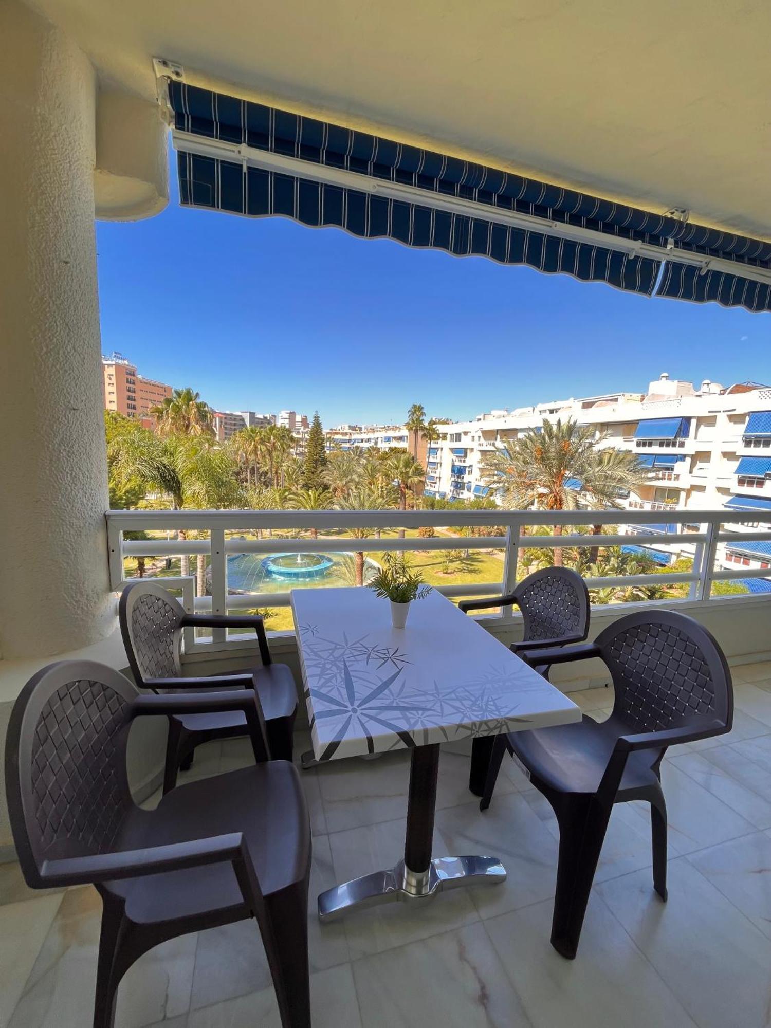 Costalago Beach Torremolinos Eksteriør billede